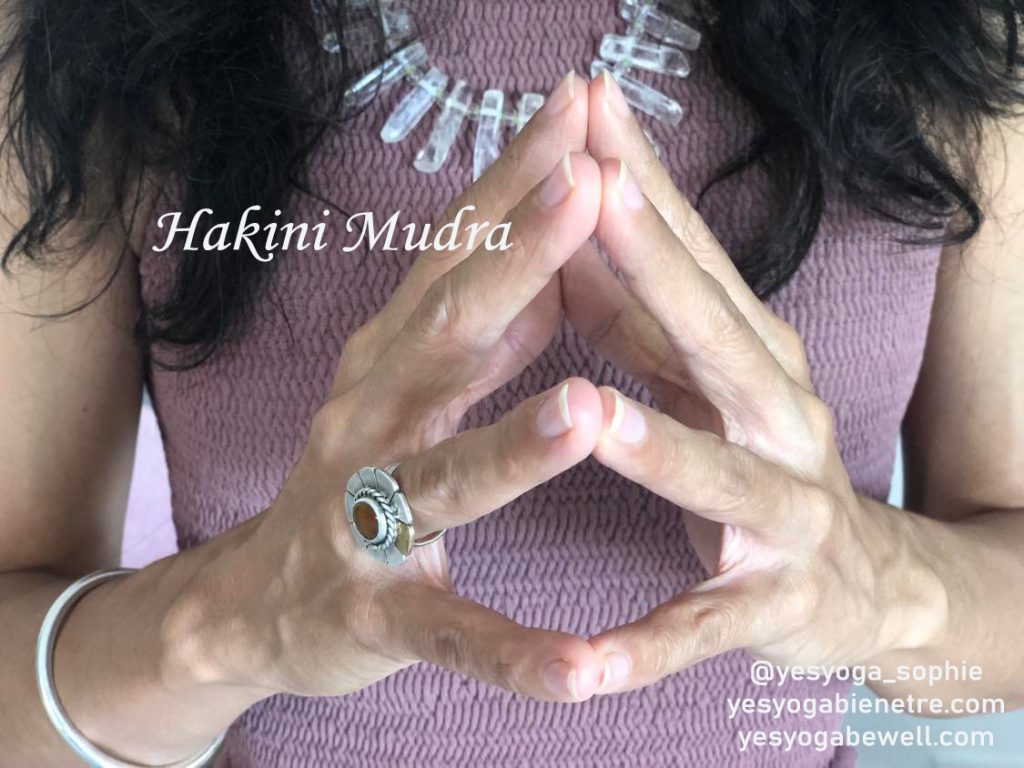 Comment faire Hakini Mudra